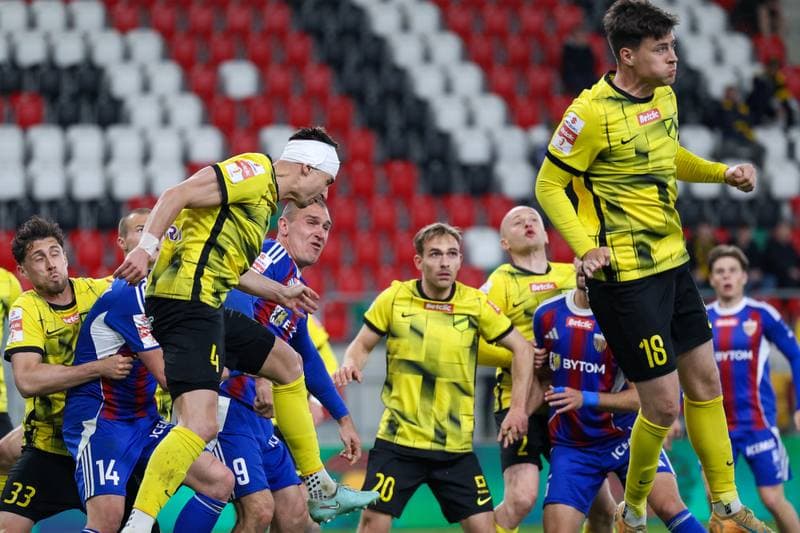 Football. Betclic 1 Liga. Wieczysta Krakow - Polonia Bytom. 23.04.2026