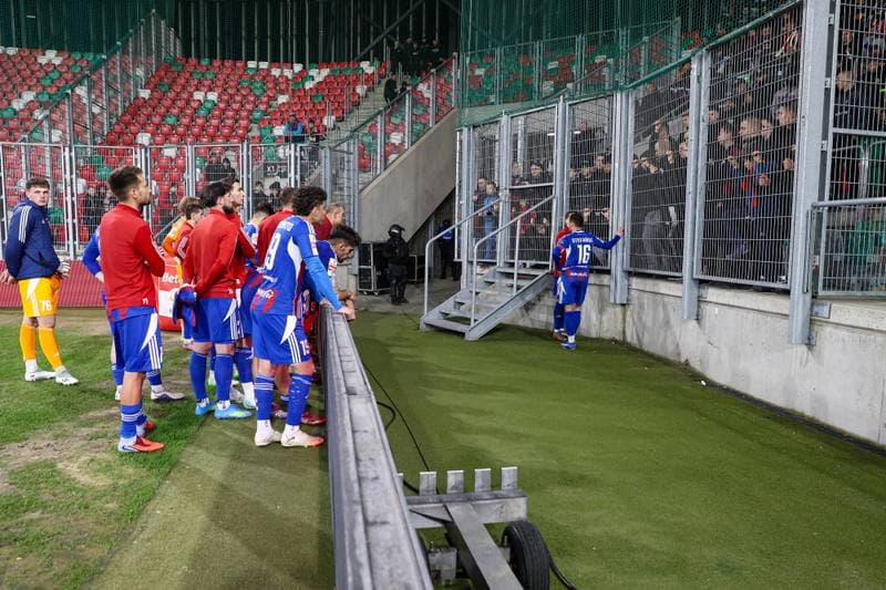 Football. Betclic 1 Liga. Wieczysta Krakow - Polonia Bytom. 23.04.2026