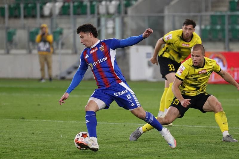 Football. Betclic 1 Liga. Wieczysta Krakow - Polonia Bytom. 23.04.2026