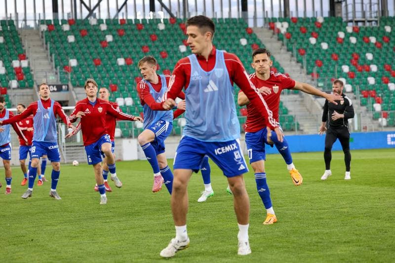 Football. Betclic 1 Liga. Wieczysta Krakow - Polonia Bytom. 23.04.2026