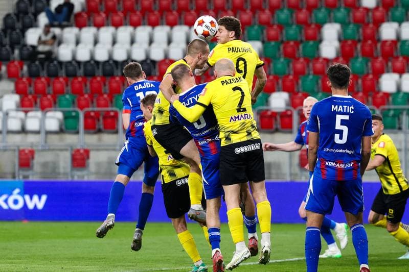 Football. Betclic 1 Liga. Wieczysta Krakow - Polonia Bytom. 23.04.2026