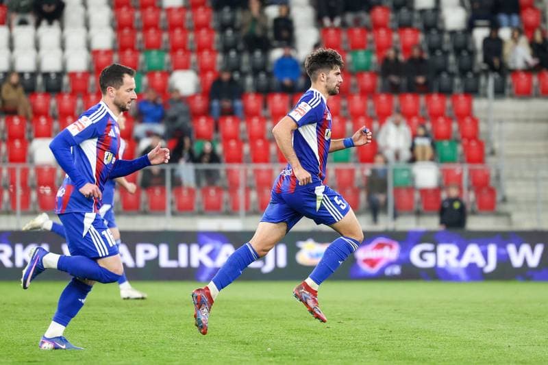 Football. Betclic 1 Liga. Wieczysta Krakow - Polonia Bytom. 23.04.2026