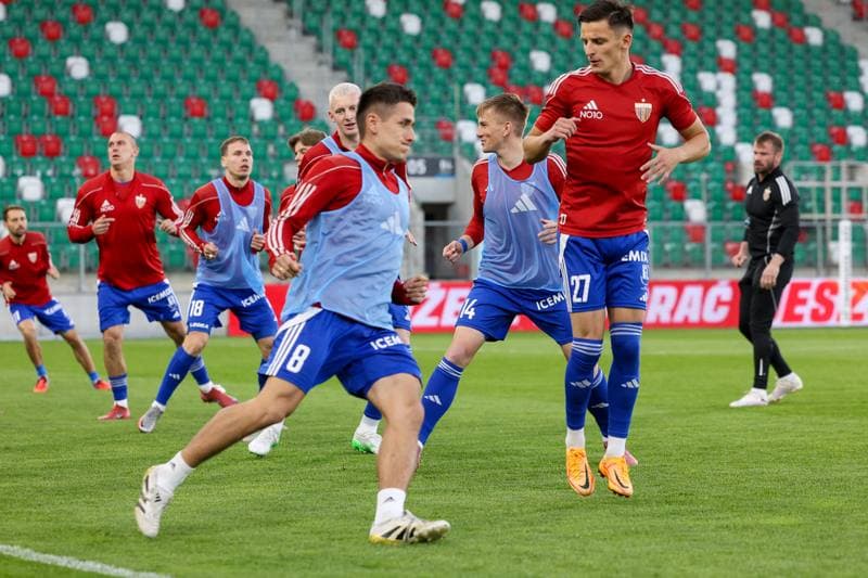 Football. Betclic 1 Liga. Wieczysta Krakow - Polonia Bytom. 23.04.2026