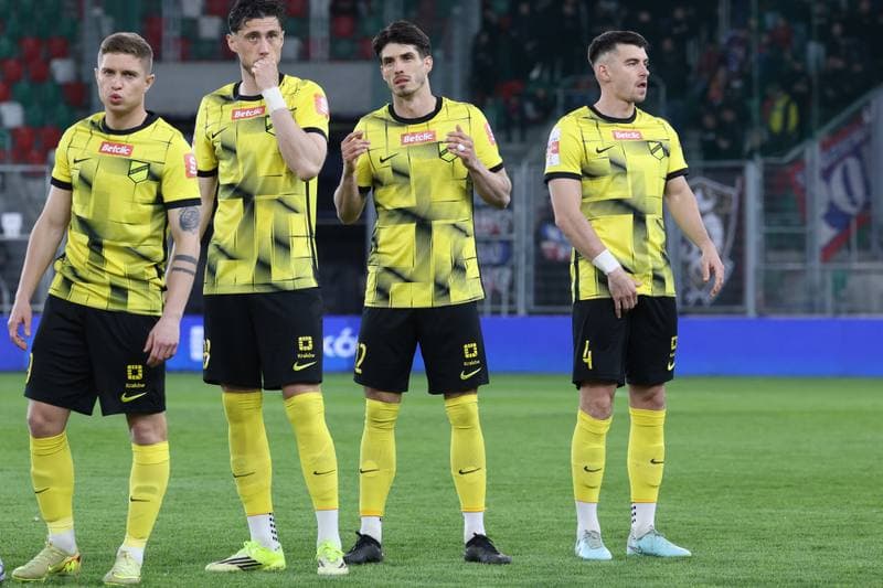 Football. Betclic 1 Liga. Wieczysta Krakow - Polonia Bytom. 23.04.2026