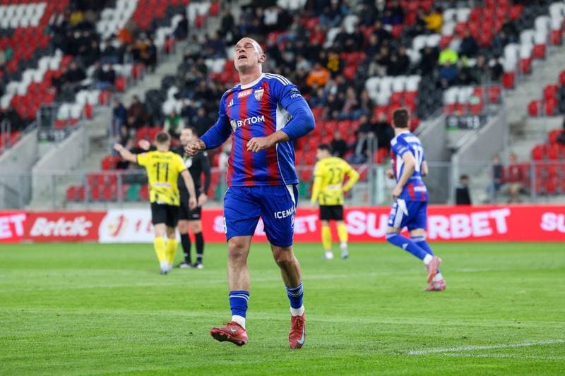 Football. Betclic 1 Liga. Wieczysta Krakow - Polonia Bytom. 23.04.2026