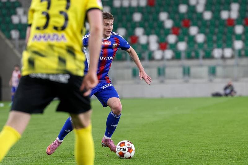 Football. Betclic 1 Liga. Wieczysta Krakow - Polonia Bytom. 23.04.2026