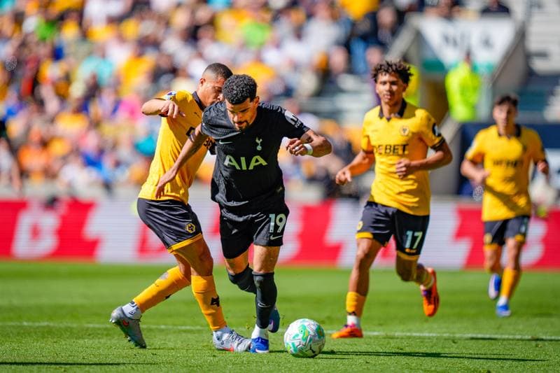Football. Premier League. Wolverhampton Wanderers - Tottenham Hotspur. 25.04.2026