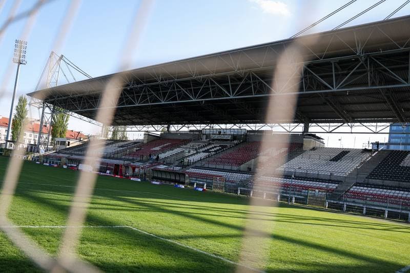 Football. Betclic 1 Liga. Polonia Warszawa - Chrobry Glogow. 25.04.2026