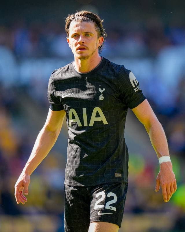 Football. Premier League. Wolverhampton Wanderers - Tottenham Hotspur. 25.04.2026