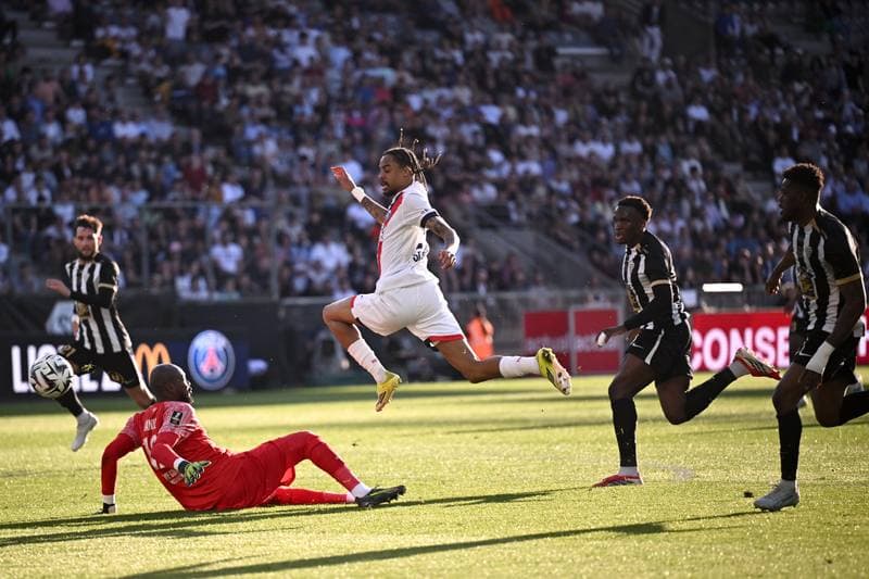 Football. Ligue 1. Angers SCO - Paris Saint-Germain. 25.04.2026