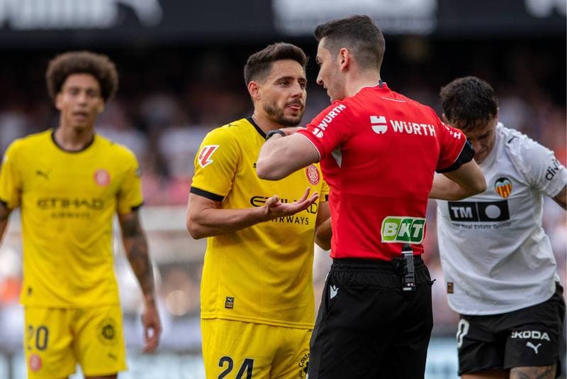 Football. La Liga. Valencia - Girona. 25.04.2026