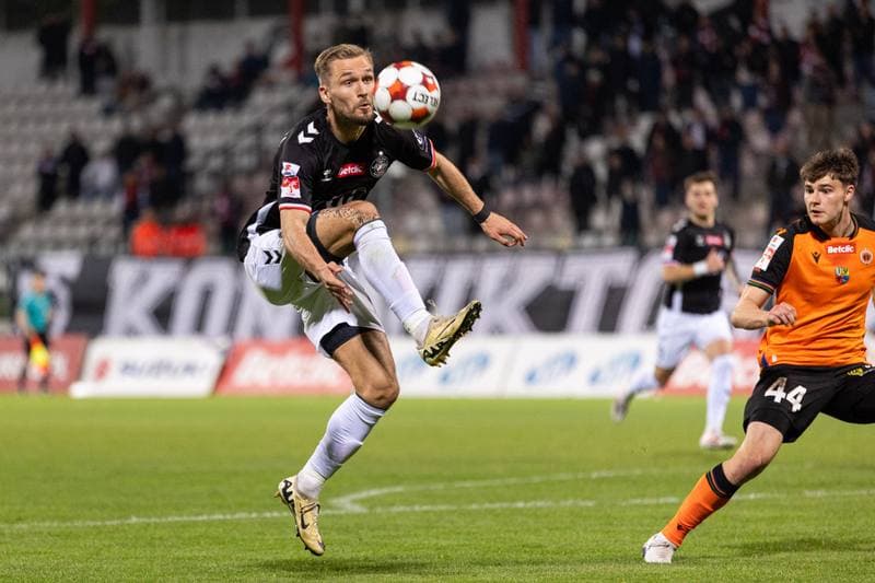 Football. Betclic 1 Liga. Polonia Warszawa - Chrobry Glogow. 25.04.2026