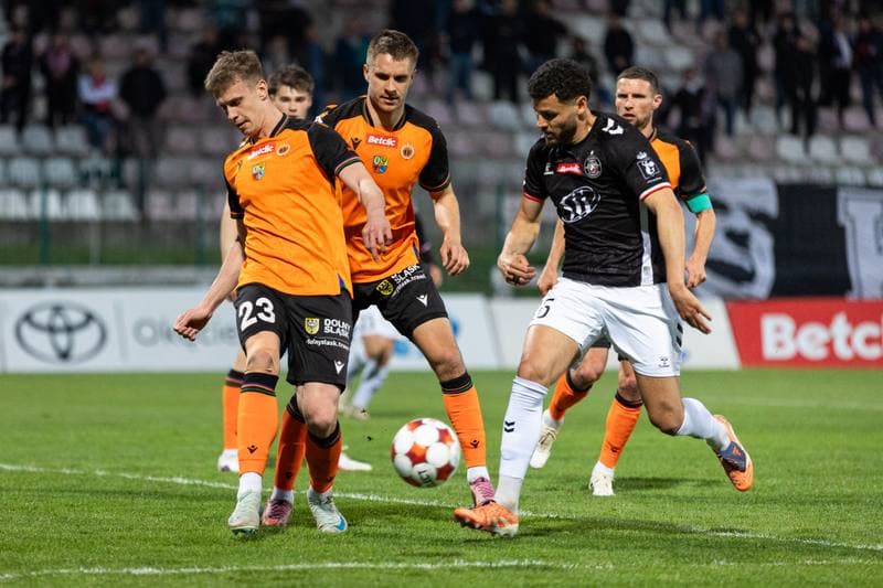 Football. Betclic 1 Liga. Polonia Warszawa - Chrobry Glogow. 25.04.2026