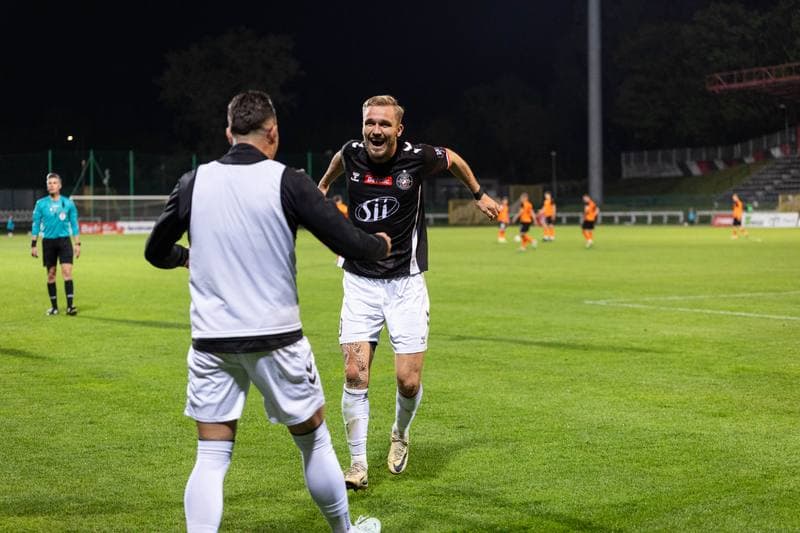 Football. Betclic 1 Liga. Polonia Warszawa - Chrobry Glogow. 25.04.2026
