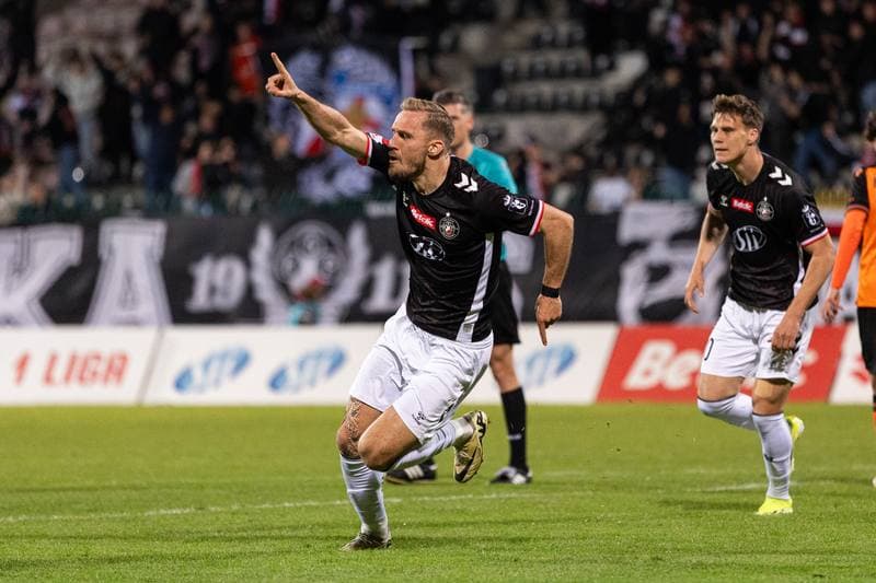 Football. Betclic 1 Liga. Polonia Warszawa - Chrobry Glogow. 25.04.2026
