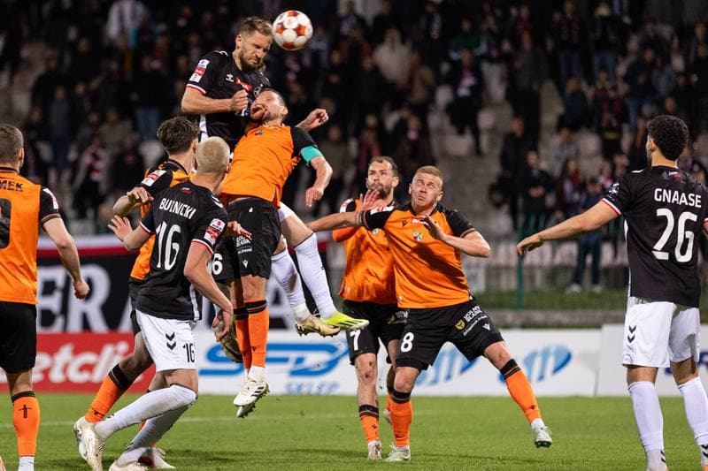 Football. Betclic 1 Liga. Polonia Warszawa - Chrobry Glogow. 25.04.2026