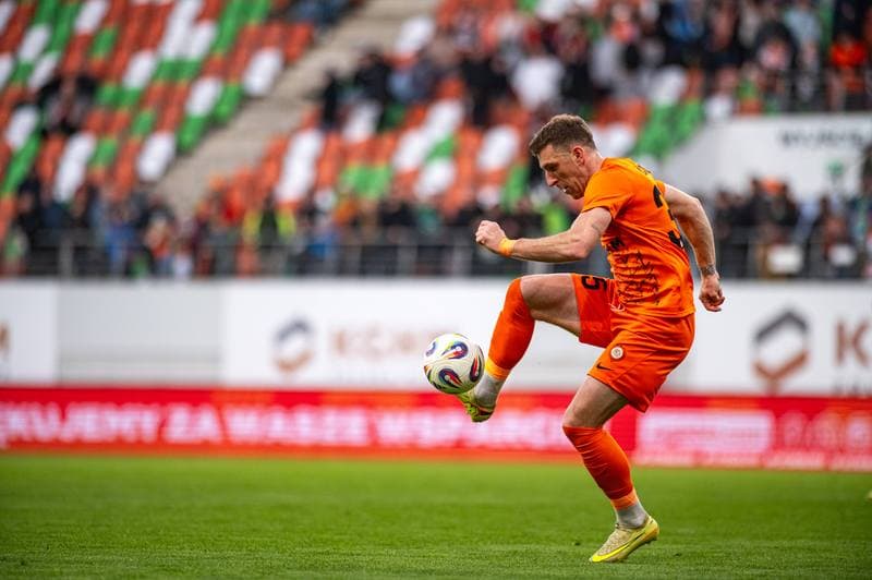 Football. PKO BP Ekstraklasa. Zaglebie Lubin - Bruk-Bet Termalica Nieciecza. 24.04.2026