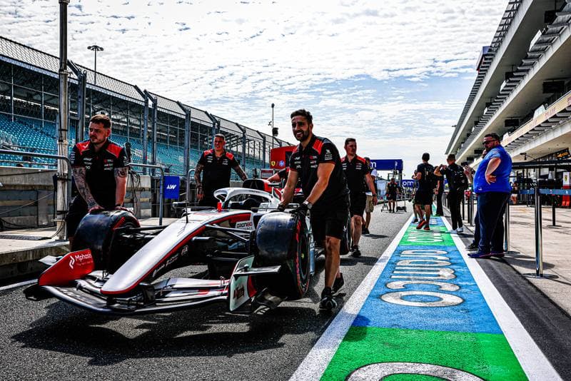 Motorsport. Formula 1. Miami Grand Prix. 01.05.2026
