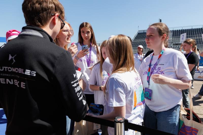 Motorsport. Formula E. Berlin ePrix. 30.04.2026