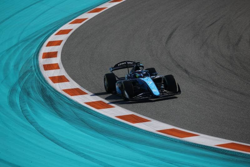 Motorsport. FIA Formula 2 Championship. Race 1. 01.05.2026