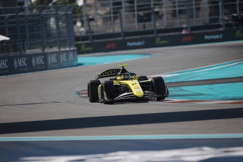 Motorsport. FIA Formula 2 Championship. Race 1. 01.05.2026