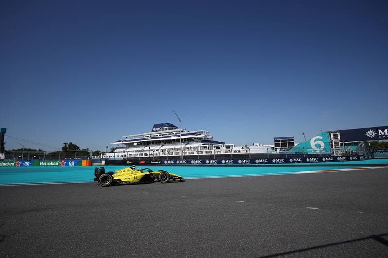 Motorsport. FIA Formula 2 Championship. Race 1. 01.05.2026
