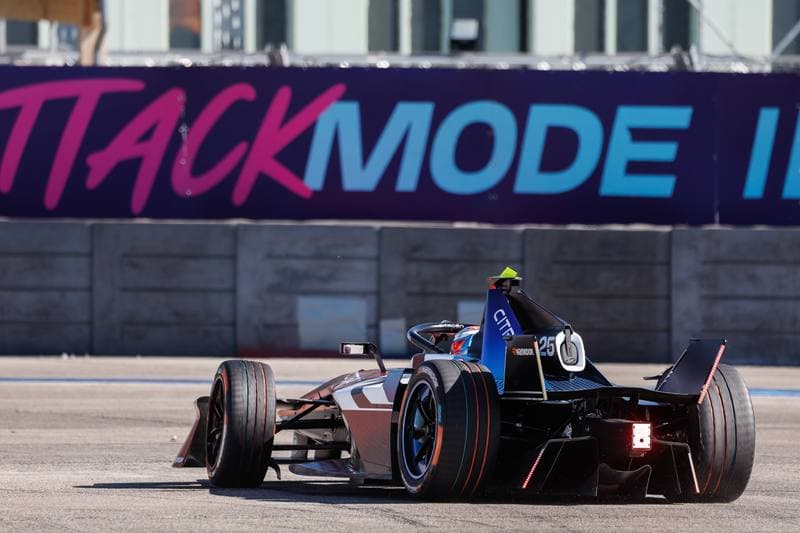 Motorsport. Formula E. Berlin ePrix. 02.05.2026
