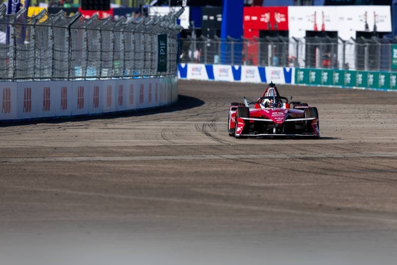 Motorsport. Formula E. Berlin ePrix. 02.05.2026