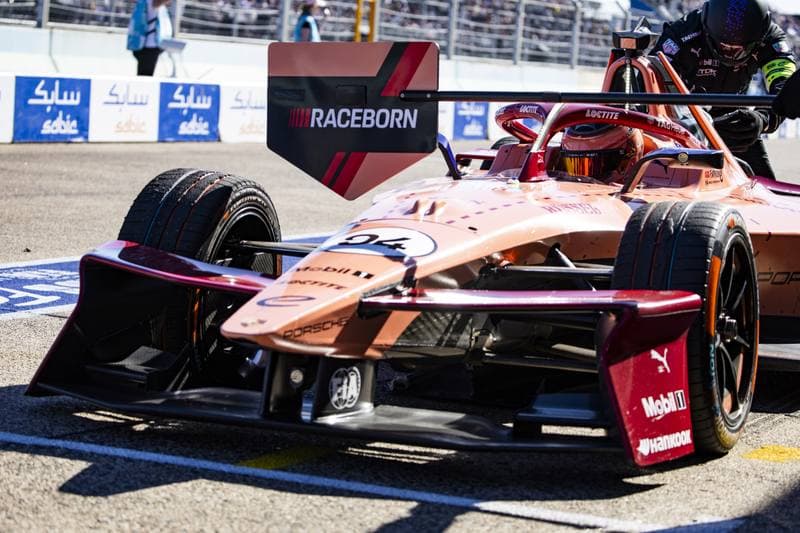 Motorsport. Formula E. Berlin ePrix. 02.05.2026