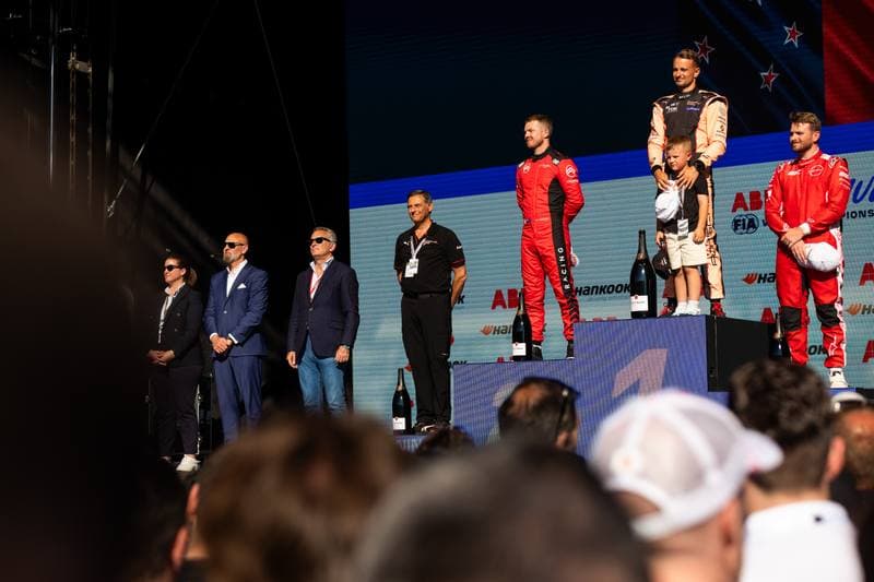 Motorsport. Formula E. Berlin ePrix. 02.05.2026