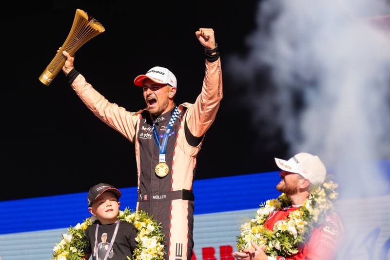 Motorsport. Formula E. Berlin ePrix. 02.05.2026