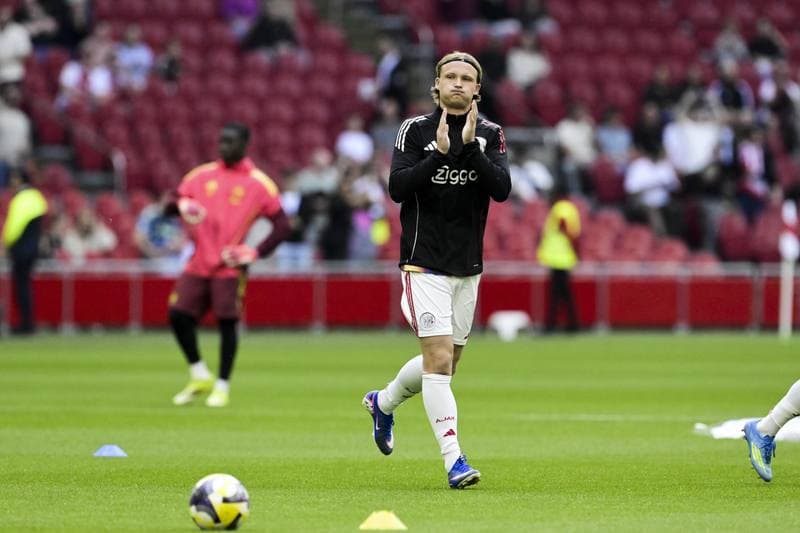 Football. Eredivisie. Ajax - PSV. 02.05.2026
