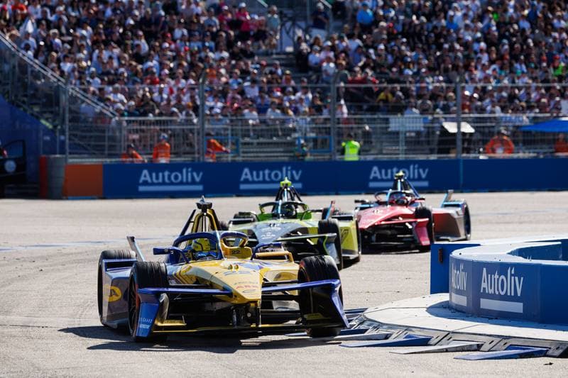 Motorsport. Formula E. Berlin ePrix. 02.05.2026