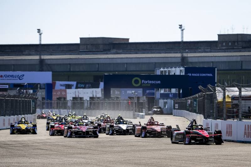 Motorsport. Formula E. Berlin ePrix. 02.05.2026