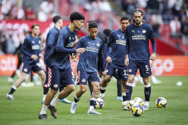 Football. Eredivisie. Ajax - PSV. 02.05.2026