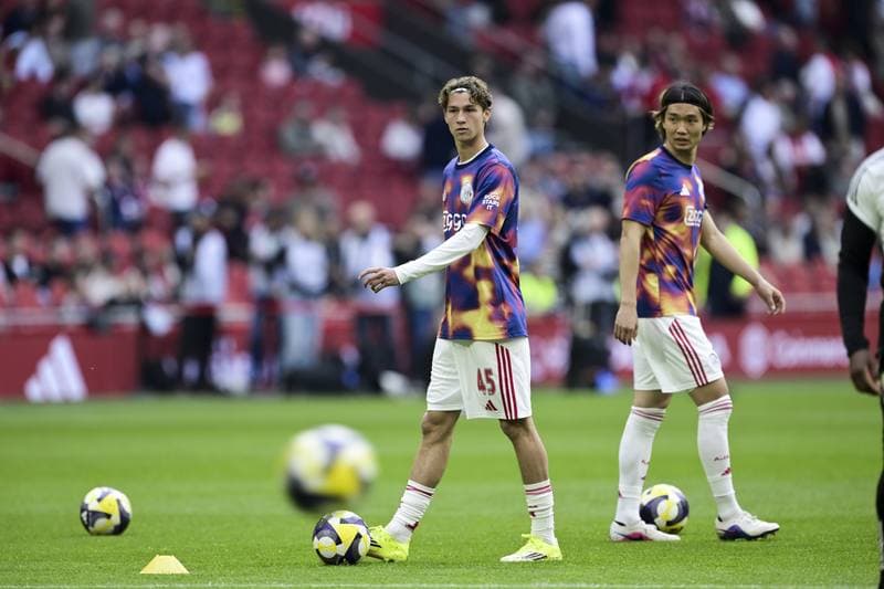 Football. Eredivisie. Ajax - PSV. 02.05.2026