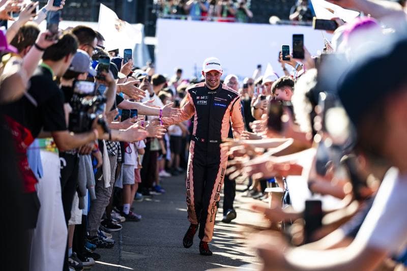 Motorsport. Formula E. Berlin ePrix. 02.05.2026