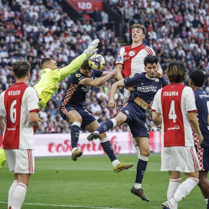 Football. Eredivisie. Ajax - PSV. 02.05.2026