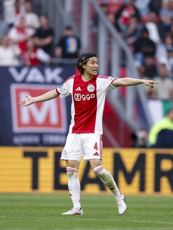 Football. Eredivisie. Ajax - PSV. 02.05.2026