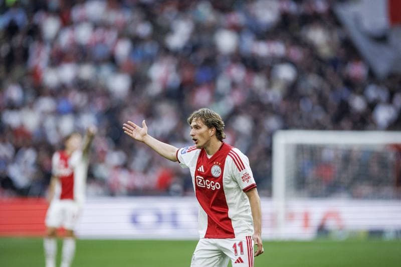 Football. Eredivisie. Ajax - PSV. 02.05.2026