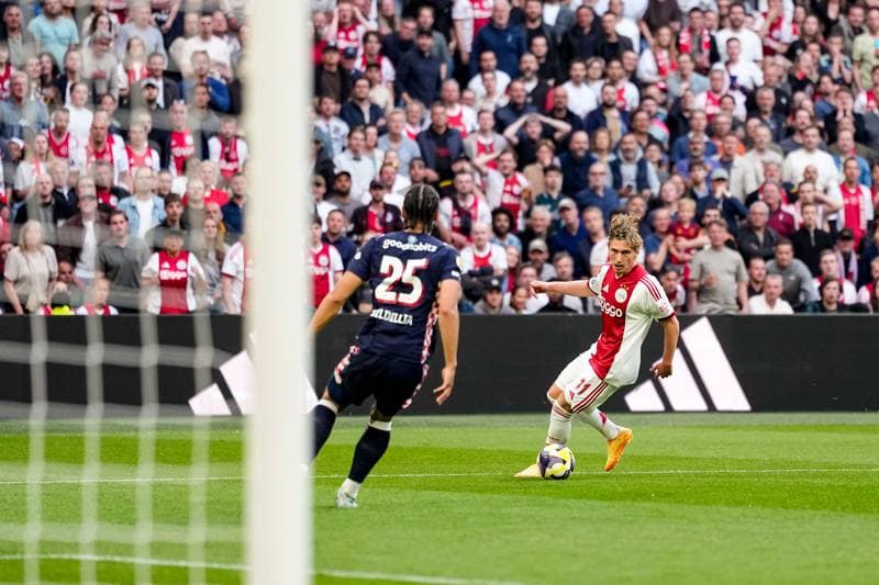 Football. Eredivisie. Ajax - PSV. 02.05.2026