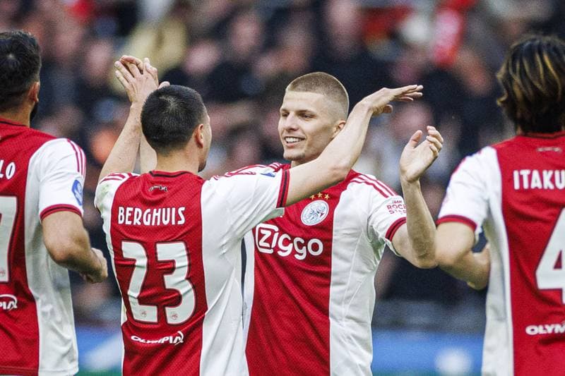 Football. Eredivisie. Ajax - PSV. 02.05.2026