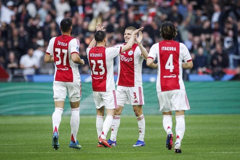 Football. Eredivisie. Ajax - PSV. 02.05.2026