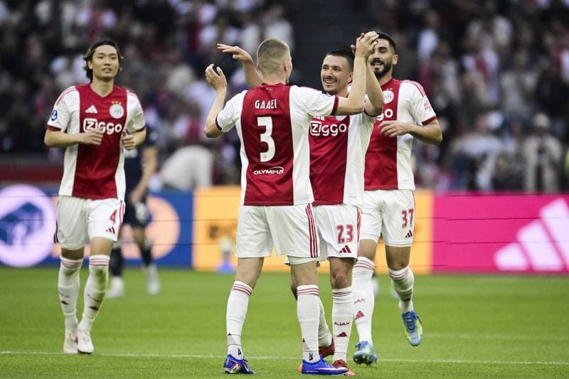 Football. Eredivisie. Ajax - PSV. 02.05.2026