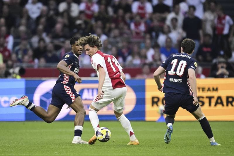 Football. Eredivisie. Ajax - PSV. 02.05.2026