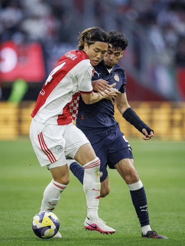 Football. Eredivisie. Ajax - PSV. 02.05.2026