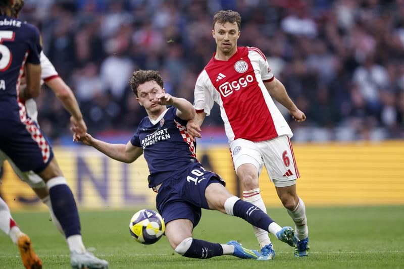 Football. Eredivisie. Ajax - PSV. 02.05.2026