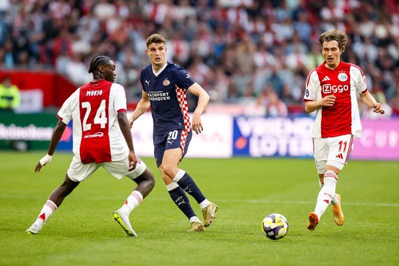 Football. Eredivisie. Ajax - PSV. 02.05.2026