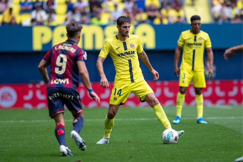 Football. La Liga. Villarreal - Levante. 01.05.2026