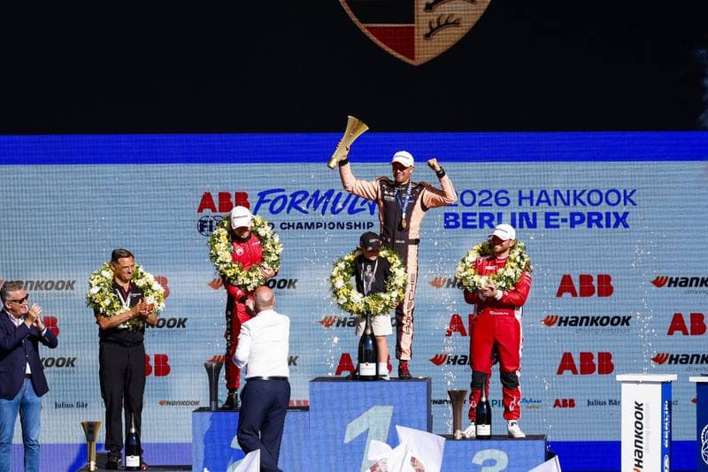 Motorsport. Formula E. Berlin ePrix. 02.05.2026